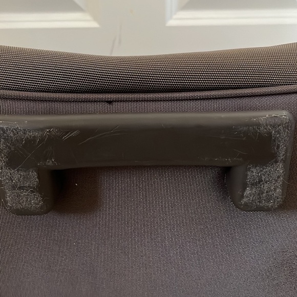 VICTORINOX Werks Traveler 3.0 WT 16” Wheeled Luggage Carry on Brown/Tan Unisex - Picture 3 of 15